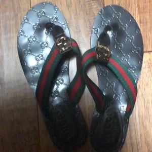 Gucci flip flops